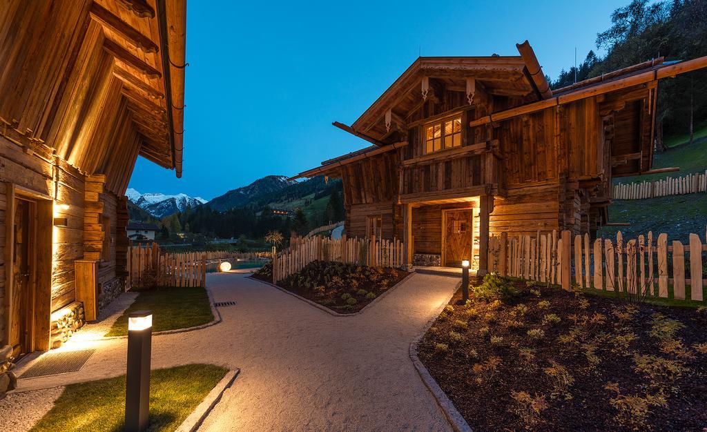 Chaletdorf Auszeit Hüttschlag Стая снимка