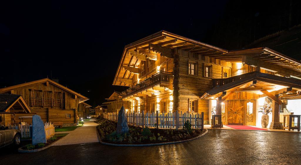 Chaletdorf Auszeit Hüttschlag Стая снимка