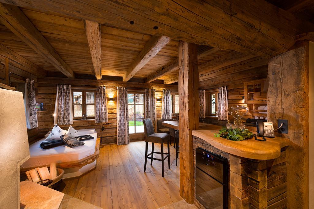 Chaletdorf Auszeit Hüttschlag Стая снимка
